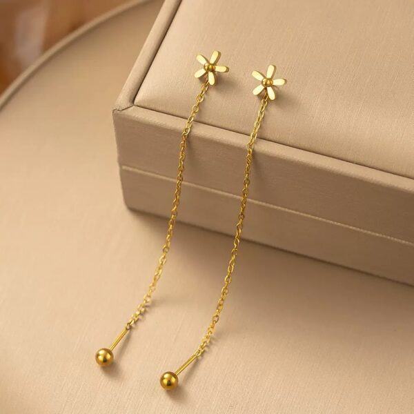 Sui suta earrings flower