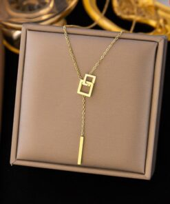 18K gold polis Interlock rectangular necklace NC136