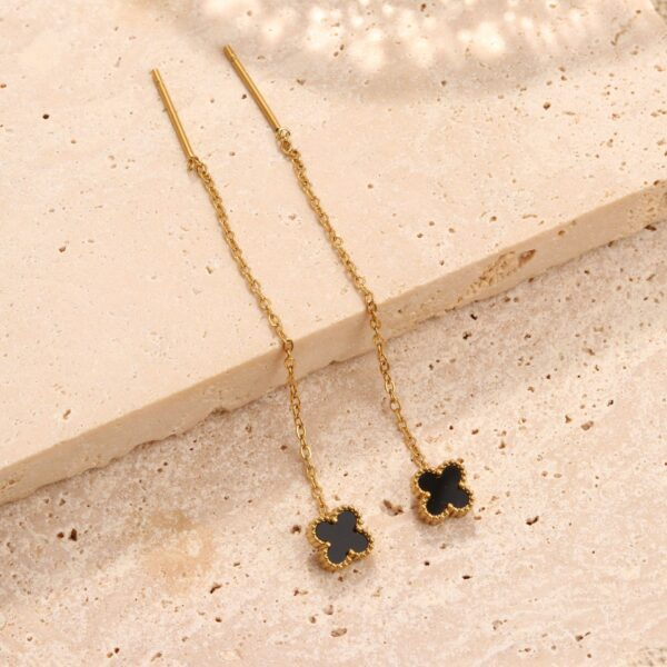 Alternative view of Roman Dark Flower Shining 22karet Gold Plated Earring