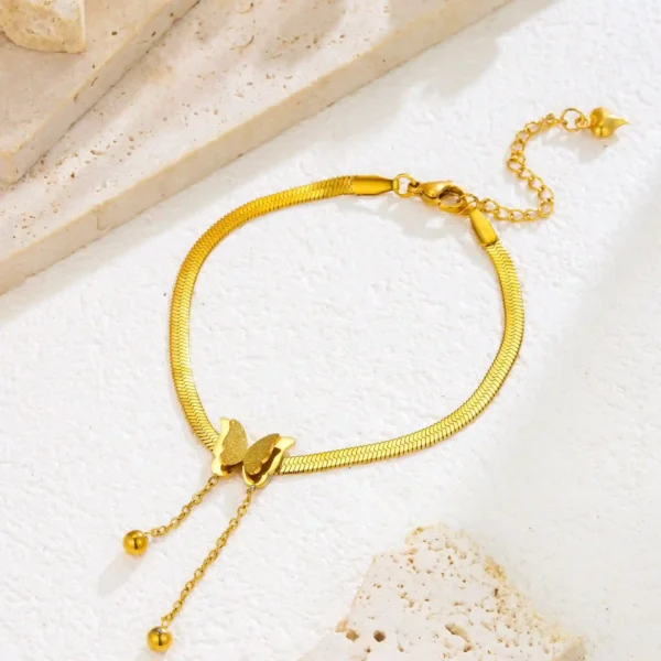 Alternative view of Pochondosoi Special Butterfly Chain Bracelet