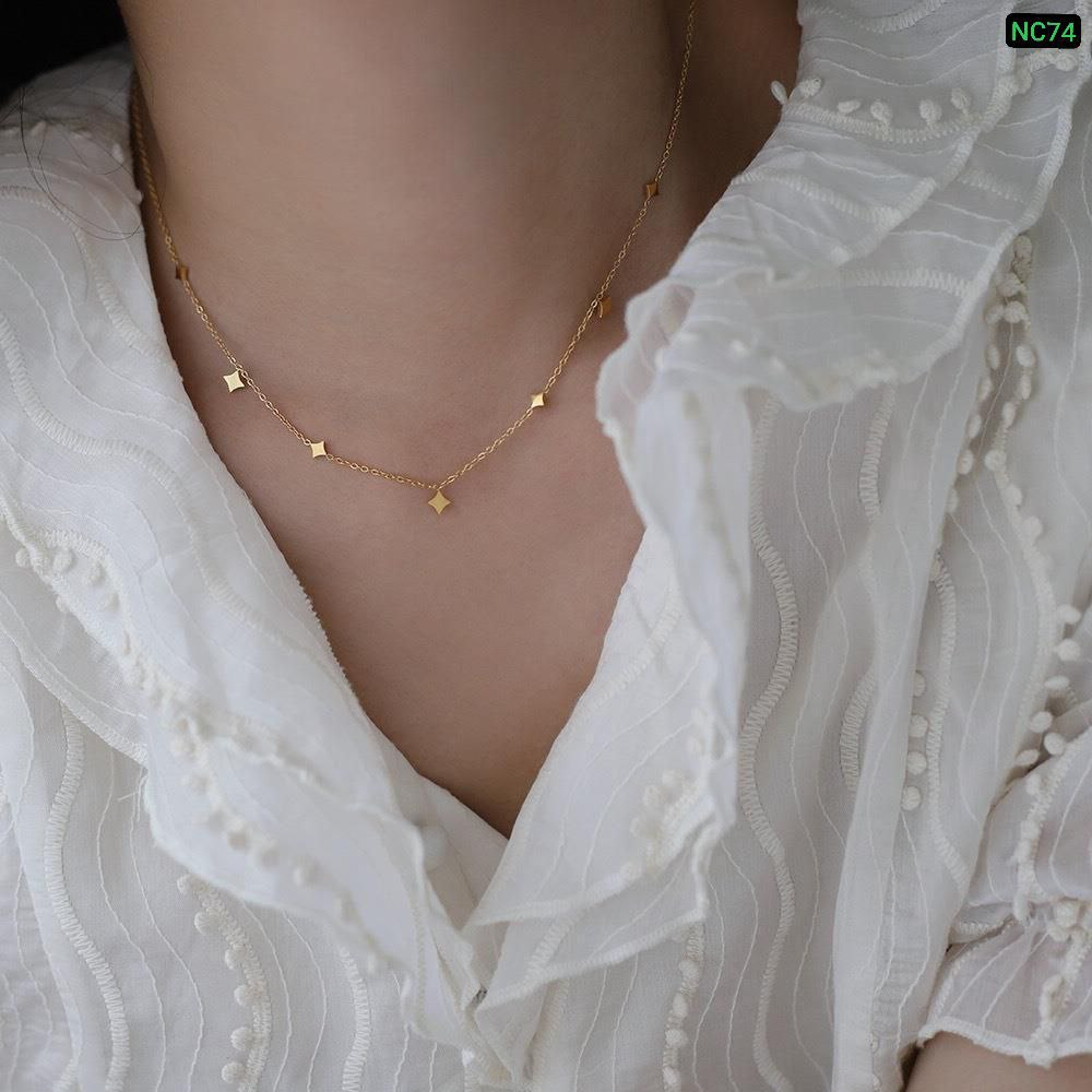 Alternative view of Multi Star 18K Gold Necklace Nc01