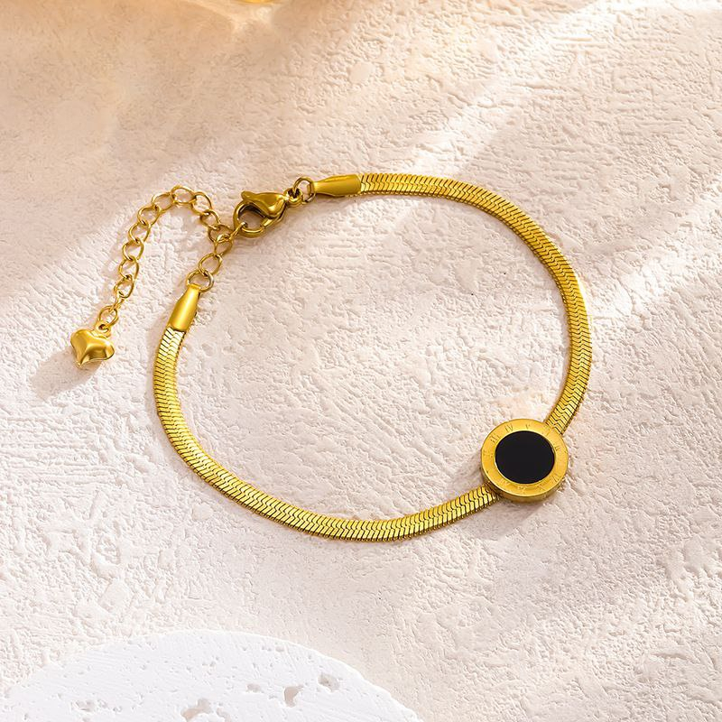 Alternative view of Roman letter plane chain Love bracelet