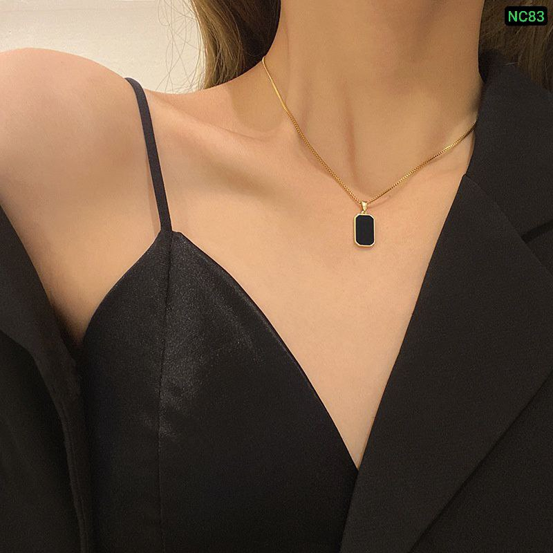 Alternative view of Black Rectangular 18K Gold Necklace NC83