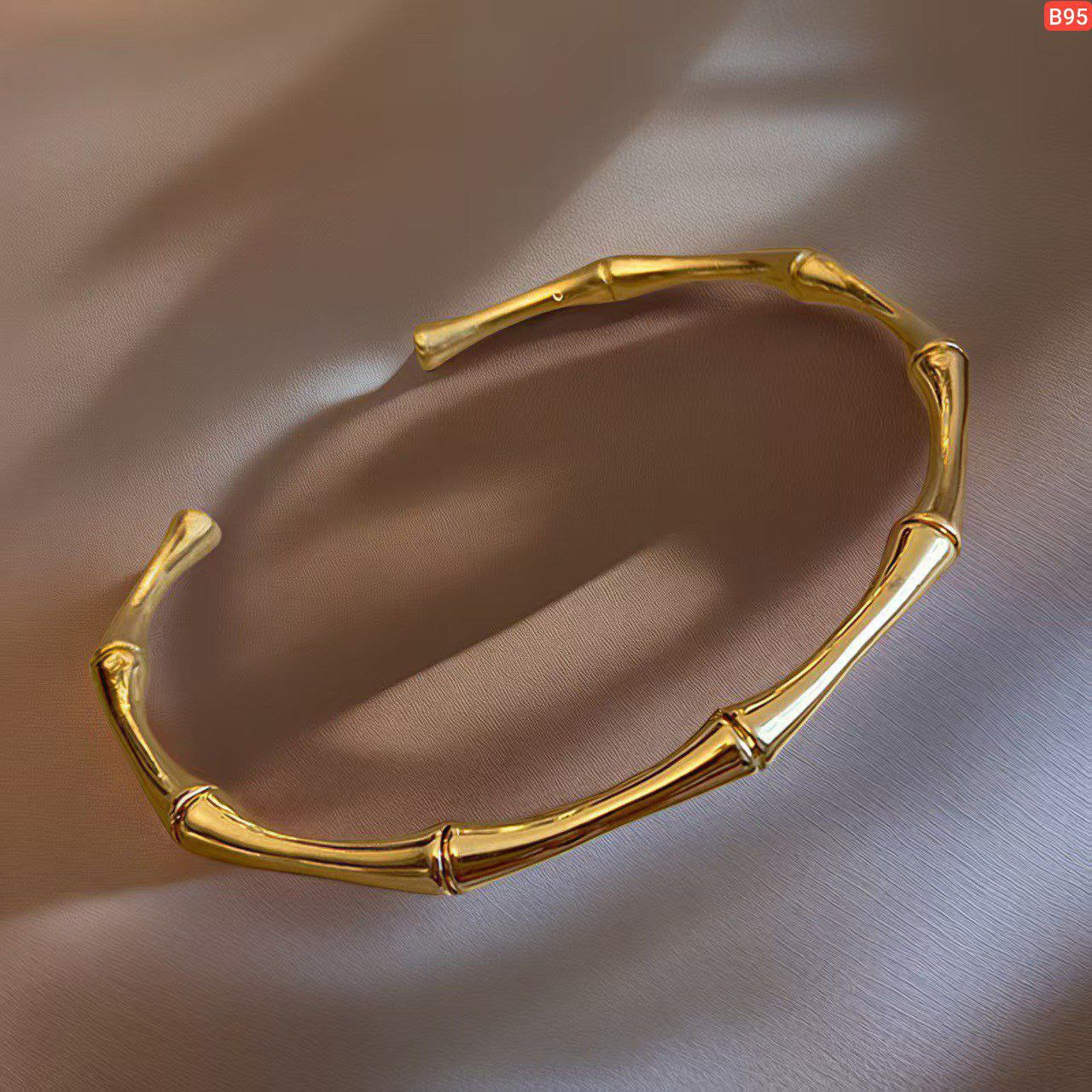 Alternative view of Open Bamboo 18K Gold Bracelet B95