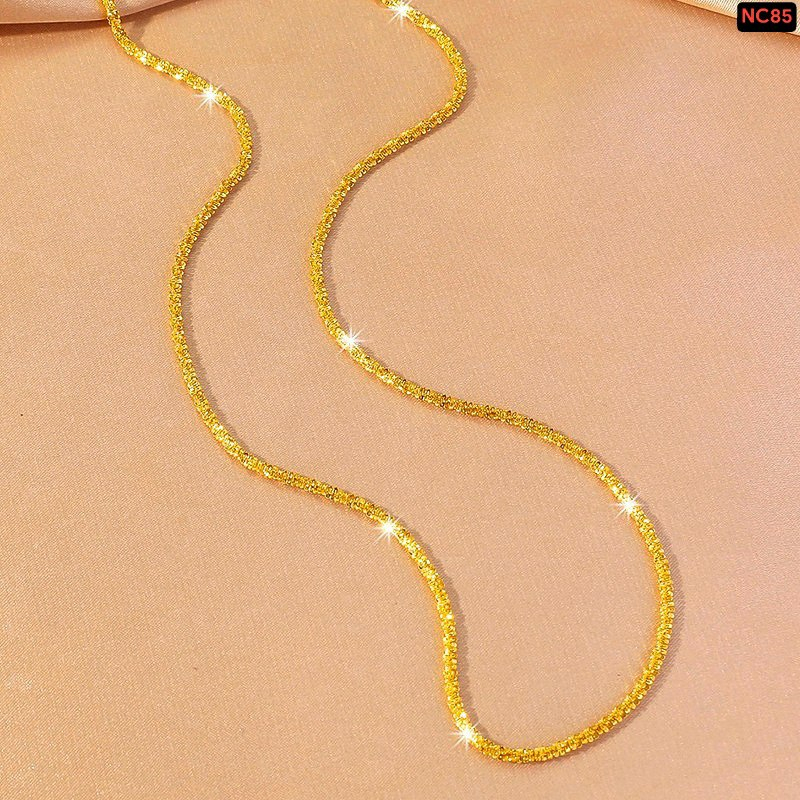 18K gold plated plane necklaceđ¸ - Image 3