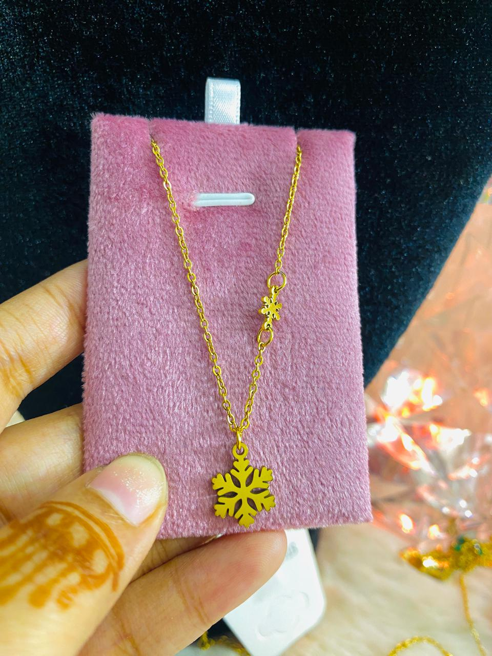 Snowfall 18k gold plated necklace NC181
