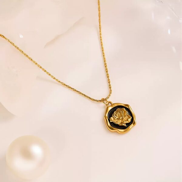 Alternative view of Special Rose Sealed Pendant 22Karet Gold Plated Necklace