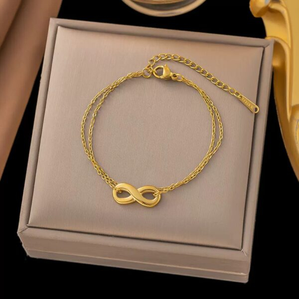 Infinite Loop Design Stainless Steel Gold Plated Chain Bracelet
