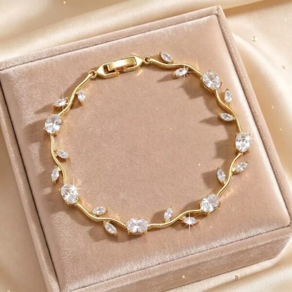 22 karet Gold Plated Diamond Cut Stainless Steel Transparent white diamond color trendy tulip bracelet