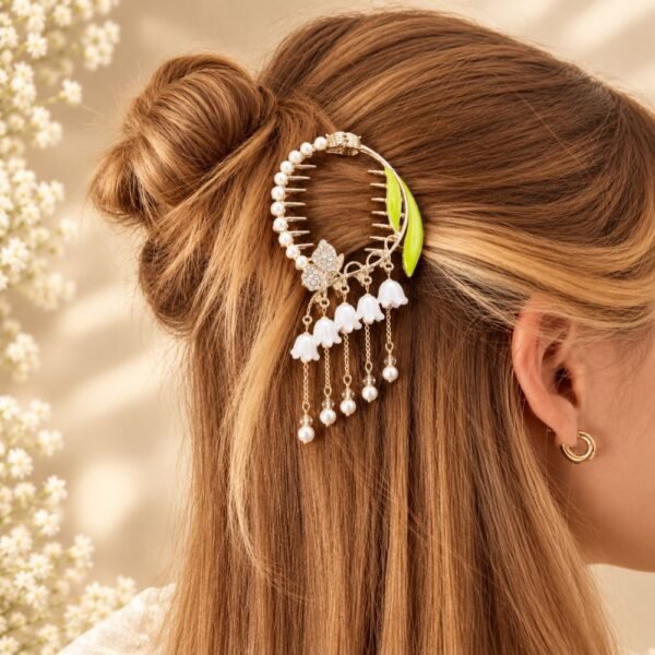 Original Chineese Imported 5 White Floral With green Leaf Hair Clip